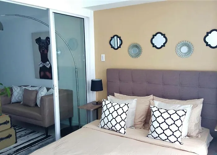 Azure Urban Residences 1br With Huge Wavepool & Man-made Near Airport 아파트 *