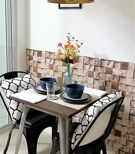 Azure Urban Residences 1br With Huge Wavepool & Man-made Near Airport 아파트 마닐라