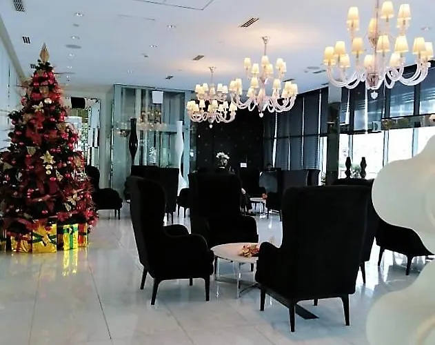 Azure Urban Residences 1br With Huge Wavepool & Man-made Near Airport 아파트